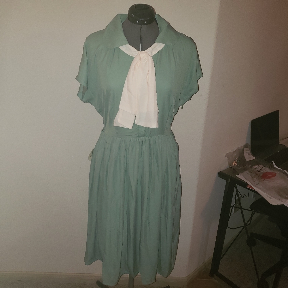 Lindy Bop Green Tally Mae Shirt Dress